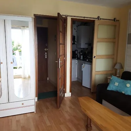 Studio 2 Personnes Proche Commerces - Logement 2 Clés Labellisation Clévacances 73978 Appartamento